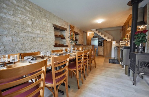 Aiglepierre Haus | Gite Abricosy du Jura: Holiday home for 6 people between Arbois and Salins les B