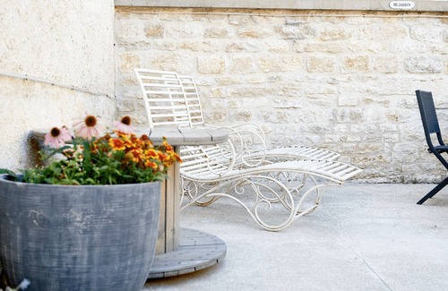 Aiglepierre Haus | Gite Abricosy du Jura: Holiday home for 6 people between Arbois and Salins les B