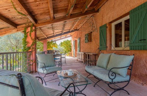 Carnoules Hütte | Gîte Baba in einem Weingut