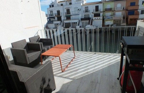 Empuriabrava Hütte | Gite Castelló d'Empúries, 3 bedrooms, 7 persons