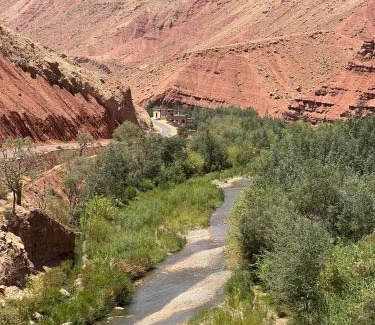 Bou Tharar Hotel | Gite d'étape Tafsoute