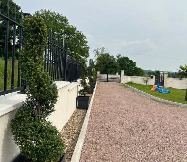 Sanvignes-les-Mines Haus | Gite de la Combe Ganat 3 étoiles