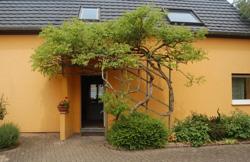 Obersaasheim Haus | Ferienhaus im Schatten der Linde
