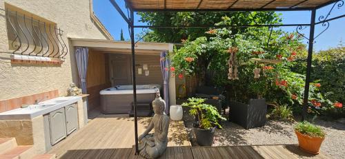 Draguignan Haus | gite LAPAZ/jacuzzi privé/piscine