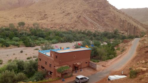 Bou Tharar Haus | Gite le Calme café Restaurant Pizzeria