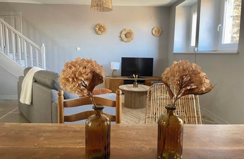 Lavigny Haus | Gîte Le Temps d'une vendange, at the foot of the vineyards and hiking trails