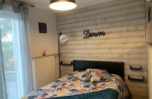 Etrez Wohnung | Gite les Combes Terrasse 01340 ETREZ