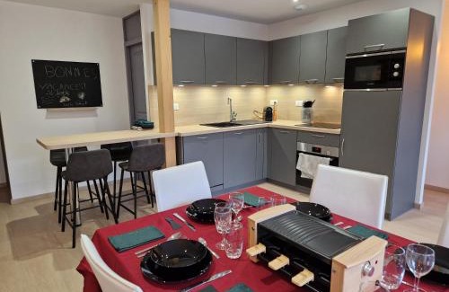 Rupt-sur-Moselle Wohnung | Gite spa atypique, Vosges, chez Bubu, école rénovée bain nordique et nature