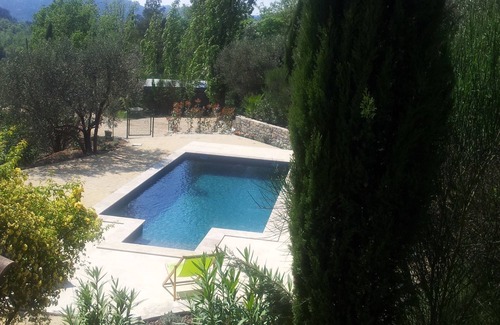Buis-les-Baronnies Haus | Gite with pool and view of Rocher Saint Julien