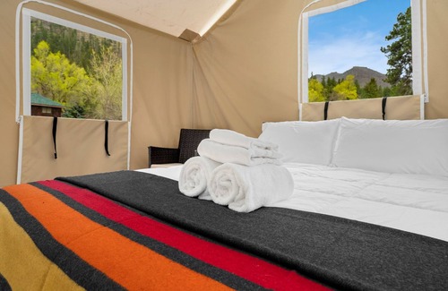 Poudre Park Haus | Glamp 4- Mule Deer