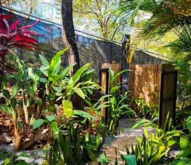 Playa Grande Hotel | Glamping Hotel Flor y Bambu