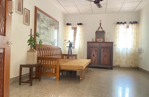 Adyar Haus | Glanwoods Inn - 2BHK Independent Private house in Mangalore - Pets allowed