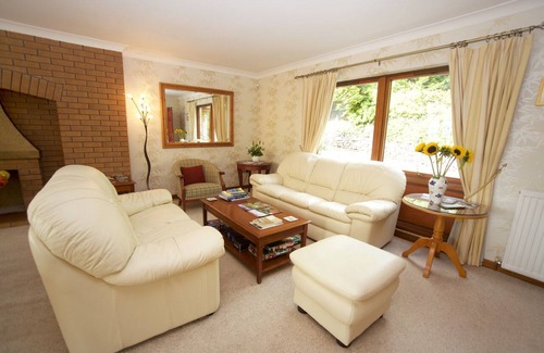 Innerleithen Haus | Glede Knowe Guest House