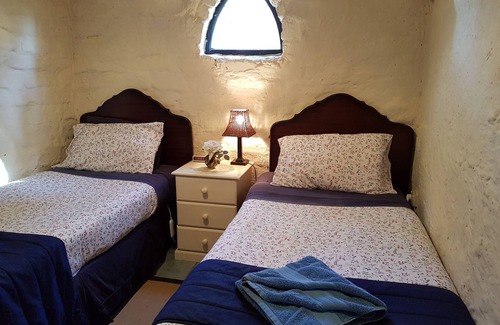 Clare Bed & Breakfast | Glen Morris, Wuthering Heights