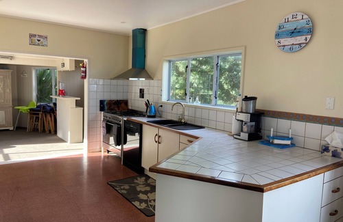 Glinks Gully Haus | Glinks Gully Beach House