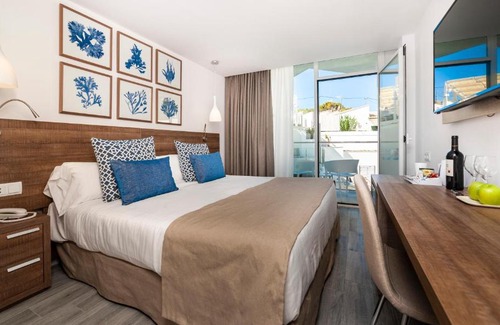 Cala San Vicente Hotel | Globales Don Pedro - Adults Only
