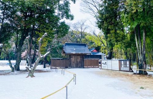 Koga Wohnung | GLOCE古河 Kominka -翠sui- 築150年伝統工法 歴史と自然を感じる古民家 蕎麦屋併設