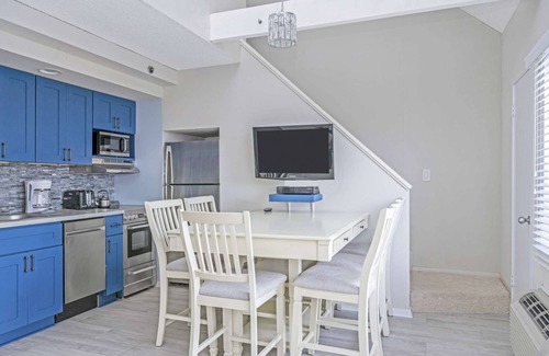 Napeague Wohnung | Glorious Top Floor Unit w/ Loft + Heated Pool