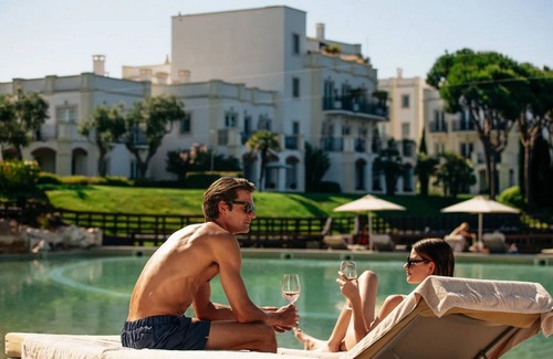 Vilamoura Villa | Glorious Vilamoura Apartment | Apartment Julius | 2 Bedroom Suite | Furnished Balcony | Shared Outdoor and Indoor swimming pool | Shared Fitness Centre and Sauna | Common Lounge and Garden | Praia Da Falésia, Apartado