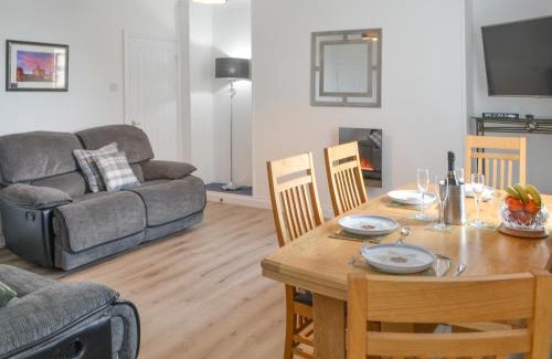 Amble Haus | Gloster House