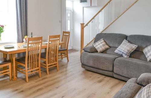 Amble Haus | Gloster House