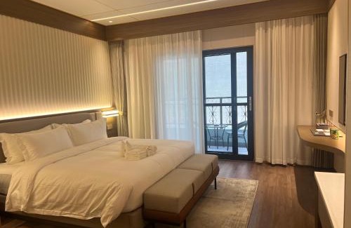 Vientiane Prefecture Hotel | Gold Phuc Resort inside Longvien Golf