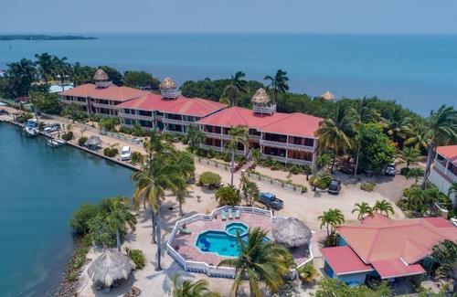 Placencia Eigentumswohnung | Eigentumswohnung mit herrlichem Blick bei Sonnenuntergang Pointe In Placencia Village (6 Personen)
