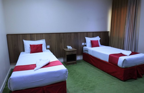 Al Aziziyah Hotel | Golden Aziziyah