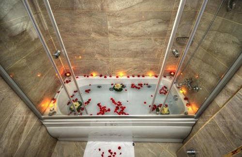 Seyhan Hotel | Golden Deluxe Hotel