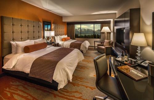Stateline Hotel | Golden Nugget Lake Tahoe
