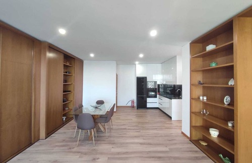 Vila Nova de Gaia Wohnung | Golden Oak Porto - Cosy flat with breathtaking views, 10min to Porto City Centre