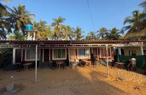 Hireguthi Hotel | Golden Rich