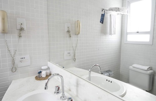 Macae Hotel | Golden Tulip Macaé