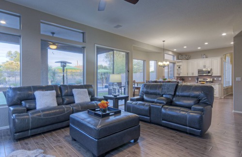 Las Sendas Haus | Gewohnheit, umgebautes Haus auf dem Las Sendas Golfplatz; Option zum Erwärmen des Pools; Whirlpool