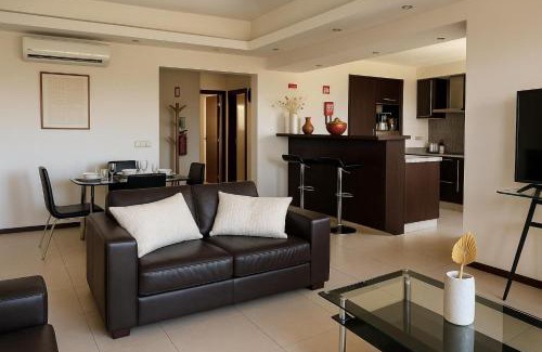 Estombar Wohnung | Golf - Vale Da Pinta T2 com Piscina, Wi-Fi e Ar Condicionado