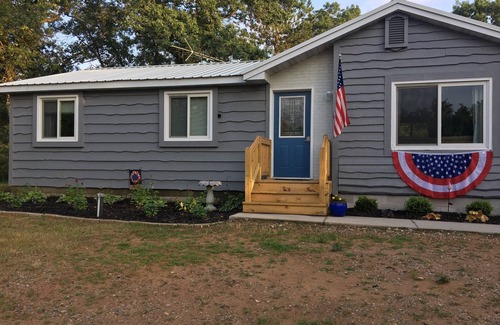 Nekoosa Haus | Golfers, boaters, hunters, this spot is for you! Quiet, Cozy, and Clean!!