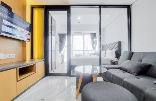 Pinang Wohnung | Good and Restful 1BR at The Smith Alam Sutera Apartment By Travelio