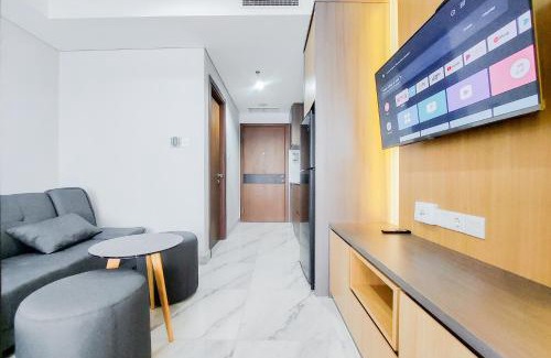 Pinang Wohnung | Good and Restful 1BR at The Smith Alam Sutera Apartment By Travelio