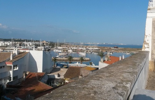 Telheiro Wohnung | Wunderschöne neu renovierte 1-Zimmer-Wohnung an der Marina