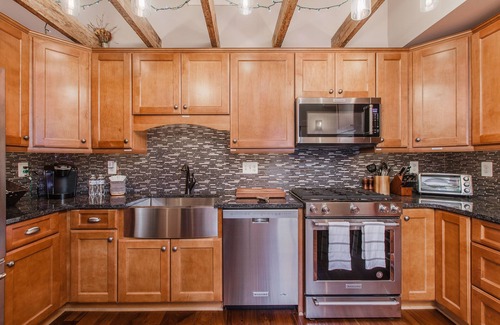 Downtown Haus | Sehr einzigartig - 1840 Blockhütte- Downtown Frederick- komplett renoviert