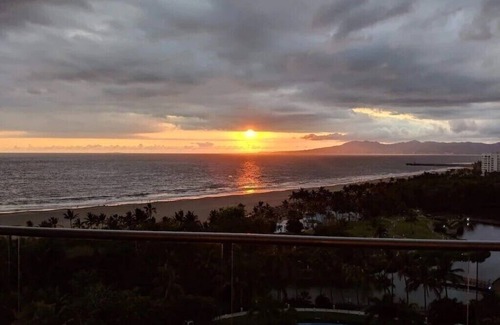 Valle Dorado Eigentumswohnung | Gorgeous 3 BR/3 Bath Suite @ the 5 star Luxurious Vindata Resort