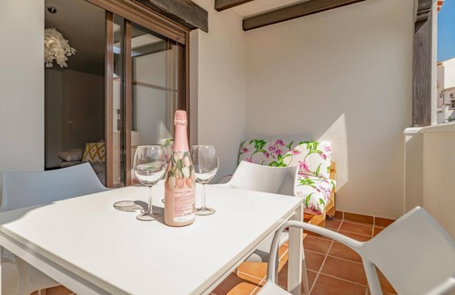 Itrabo Wohnung | Wunderschöne Wohnung in Itrabo mit WLAN