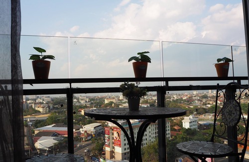Chiang Mai Wohnung | Wunderschöne Wohnung mit Blick auf die Berge und die Stadt