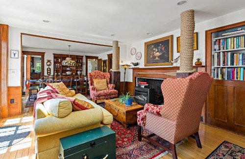 West Barnstable Haus | Gorgeous Cape Cod Mansion With Spa Near Beach