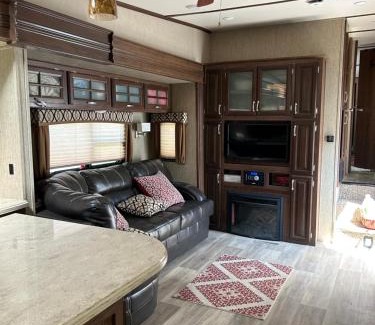 Garrett Haus | Gorgeous Denali 5th Wheel Delight!