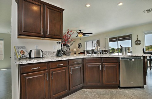 Gold Canyon Haus | Wunderschönes Golfplatzhaus in Gold Canyon mit privatem Pool / Bergblick