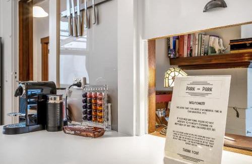 New Town Haus | Gorgeous Hobart Accommodation - Park on Park - New Town