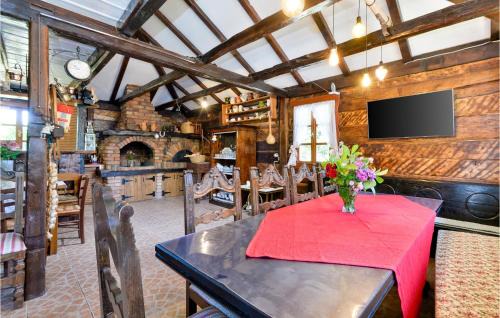 Breznica Haus | Gorgeous Home In Breznica With Sauna