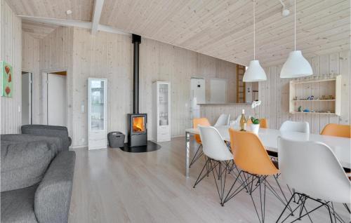 Dannemare Haus | Gorgeous Home In Dannemare With Kitchen