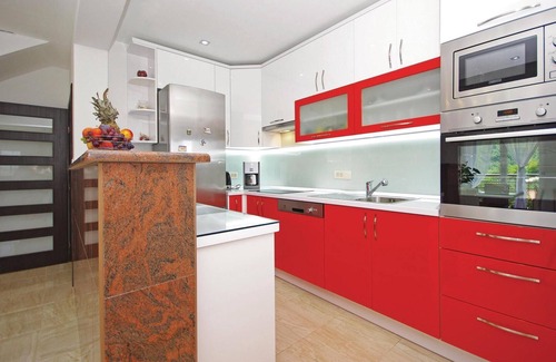 Vrgorac Haus | Wunderschönes Zuhause in Umcani